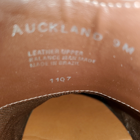 STEVE MADDEN Women Sz 9 AUCKLAND Western Cognac Leather Booties Cuban Heels EUC - Picture 14 of 14